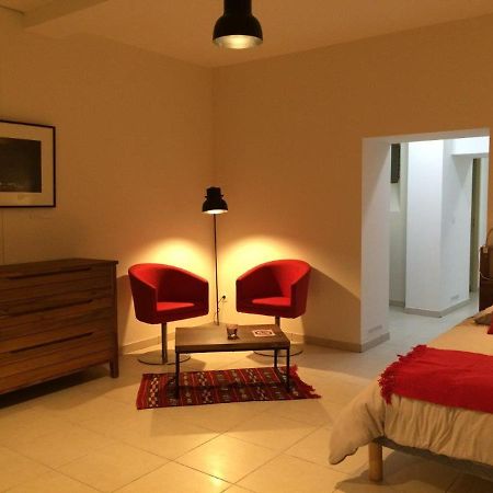 Le Studio Du Chateau Auriac-sur-Vendinelle 外观 照片